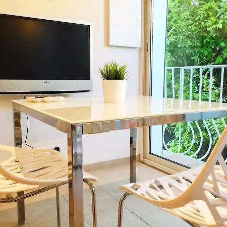 Apartment Moderne 2 Zimmer Ferienwohnung Am Strand *